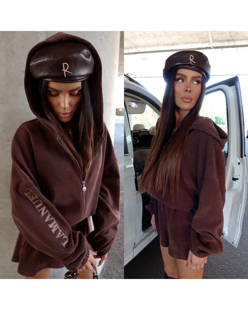 CZEKOLADOWY KOMBINEZON Z HAFTEM ▪️