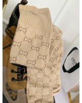 BEŻOWE ZAKOLANÓWKI GG 