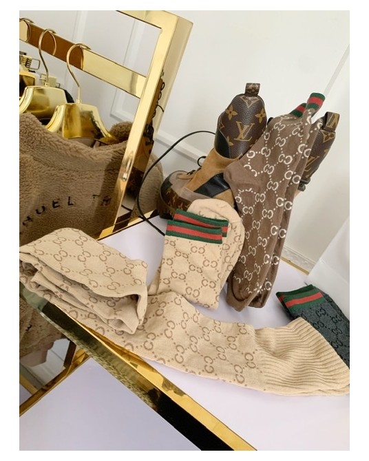 BEŻOWE ZAKOLANÓWKI GG 