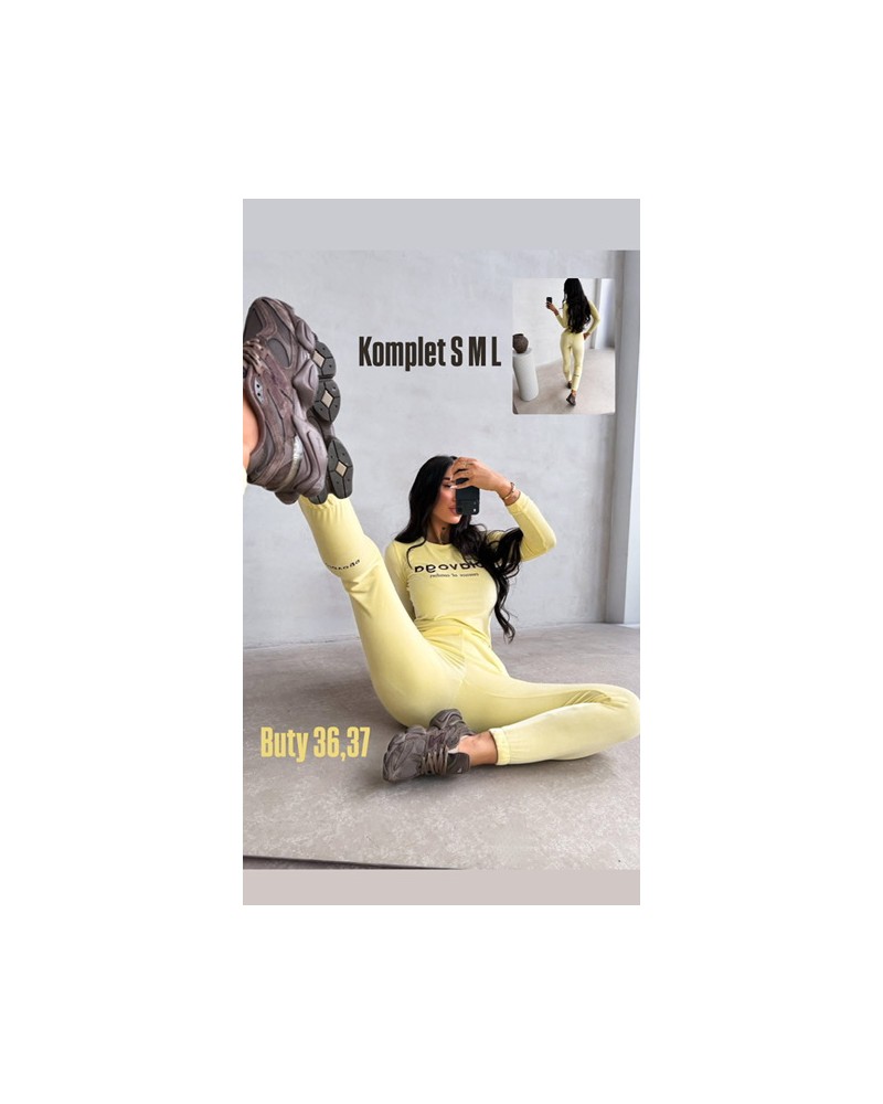 KOMPLET ZÓŁTY WELUR  HAFT