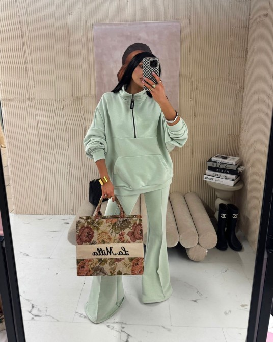 DZIANINOWE DZWONY MATCHA