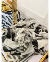 CZARNY szalik logomania 