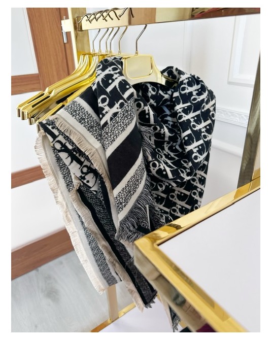 SZAL CHUSTA DIORR BIAŁO CZARNA