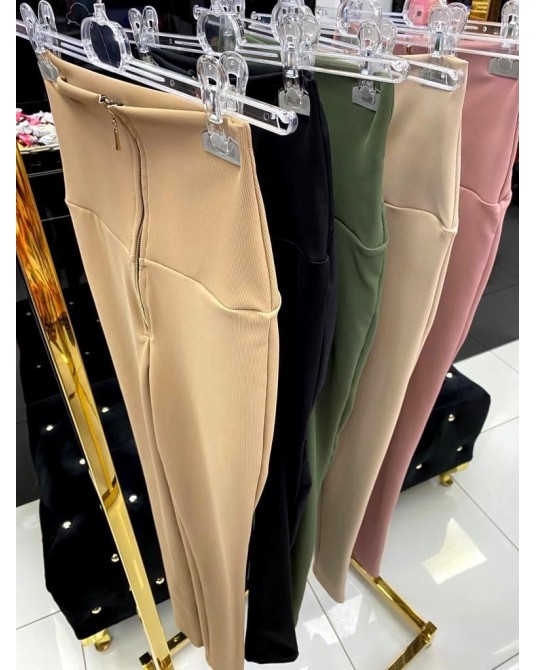 LEGGINSY Z MARSZCZENIM ▪️ZIP SERDUSZKO BEZOWE