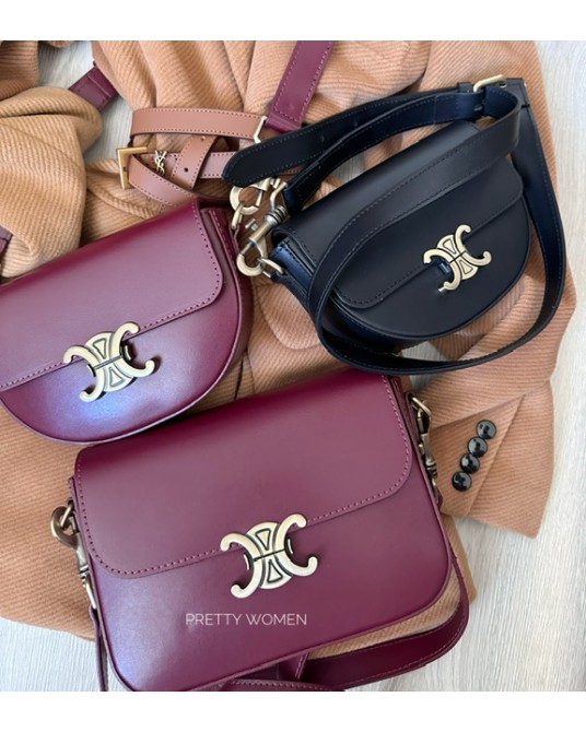 SKÓRZANA CZARNA TORBKA