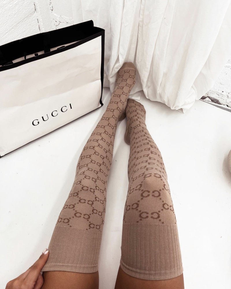 BEŻOWE ZAKOLANÓWKI GG 