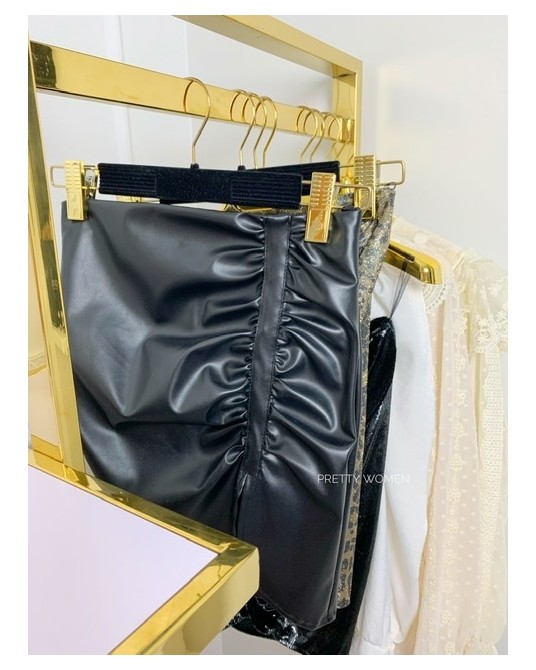 CZARNA SPÓDNICA LEATHER Z NARSZCZENIEM  