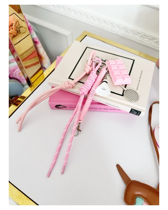 RÓŻOWY BRELOK ▪️