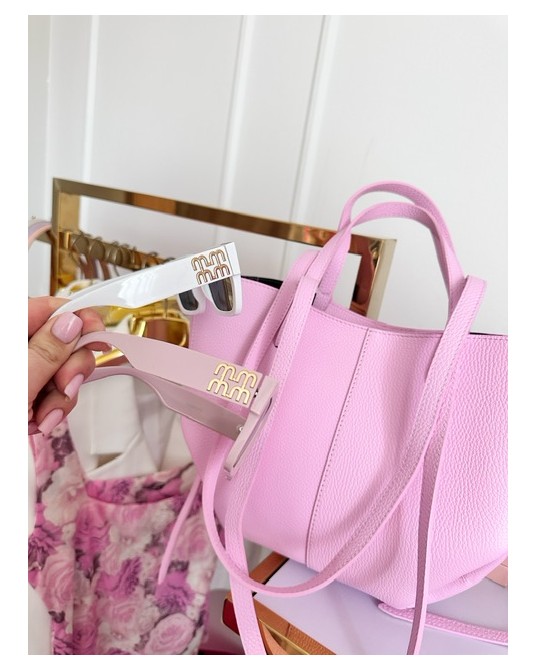 Białe  okulary miu ▪️